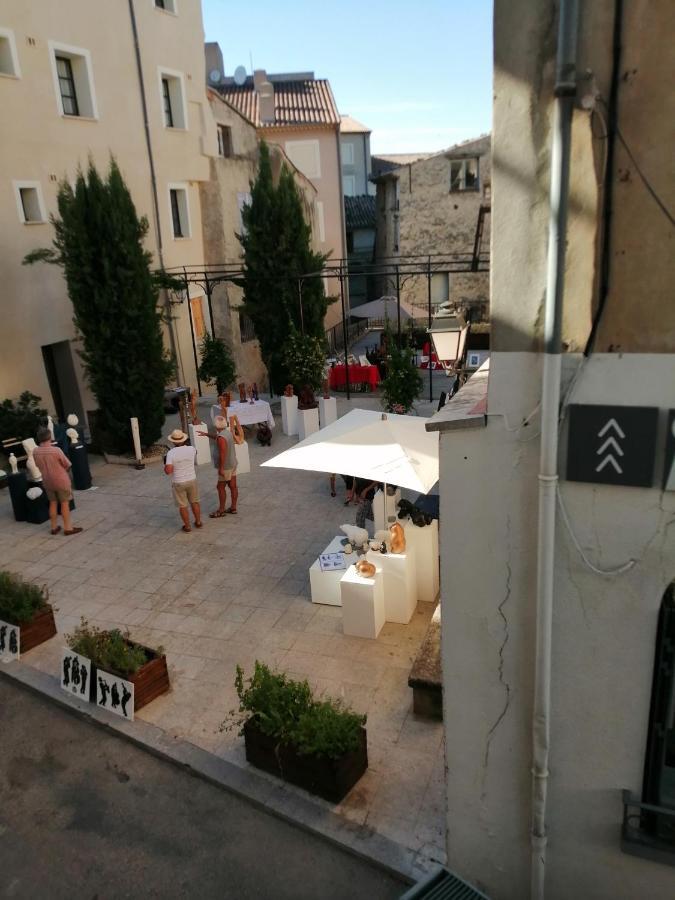 Le Petit Ventoux Village Malaucene Bagian luar foto